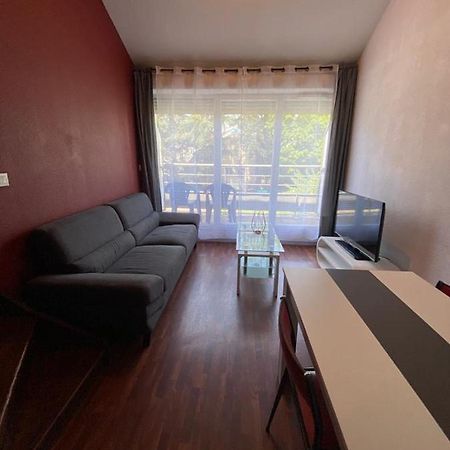 Apartamento Les Ecrins Lourdes Exterior foto